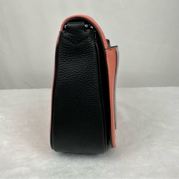 NWT Marc Jacobs Messenger Bag in Flamingo - Picture 8 of 13